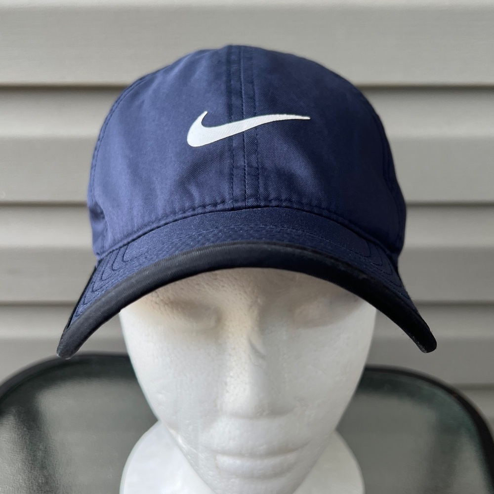 Nike Unisex Dri-Fit Featherlight - Obsidian Navy Strap back